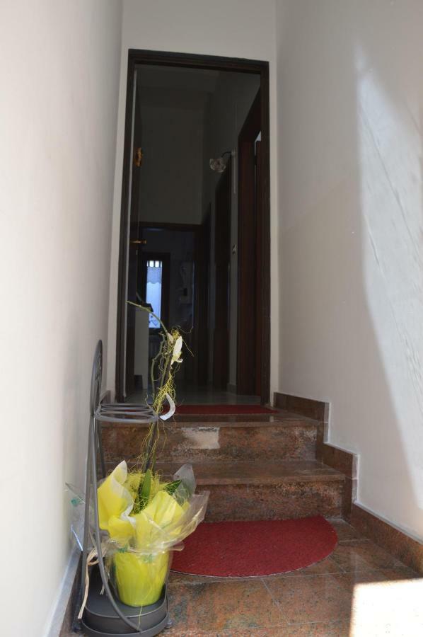 B&B Vicolo Del Chiostro Aci Sant'Antonio Luaran gambar