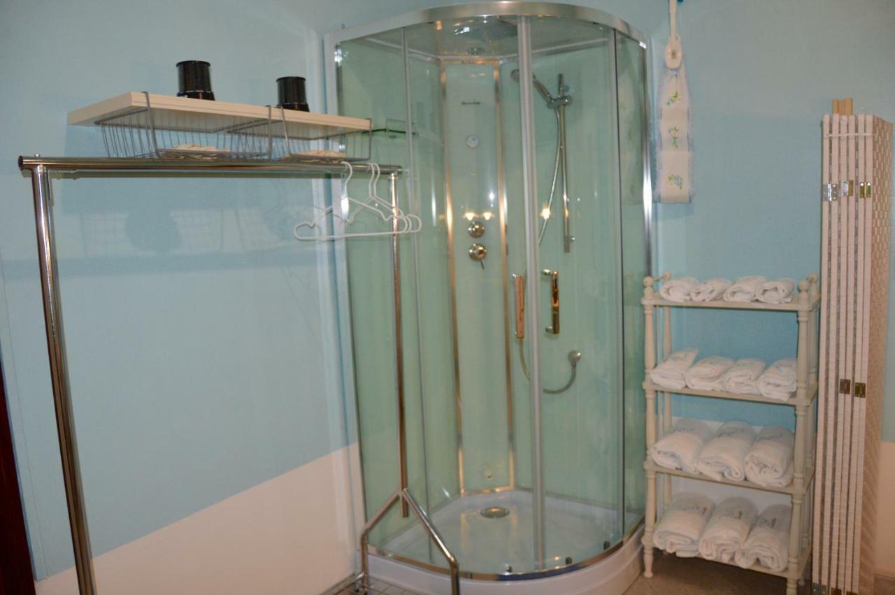 B&B Vicolo Del Chiostro Aci Sant'Antonio Luaran gambar